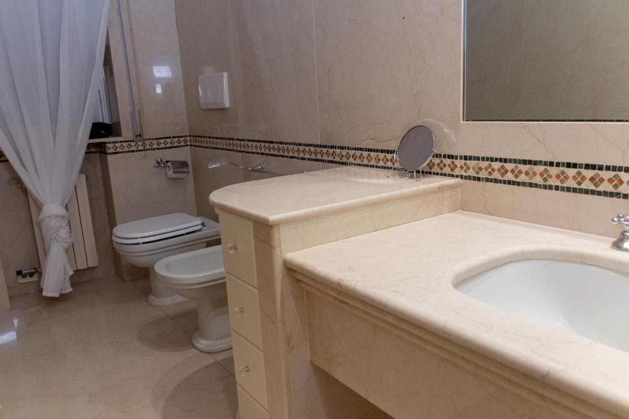 Interno 9 Ξενοδοχείο Μπάρι Εξωτερικό φωτογραφία