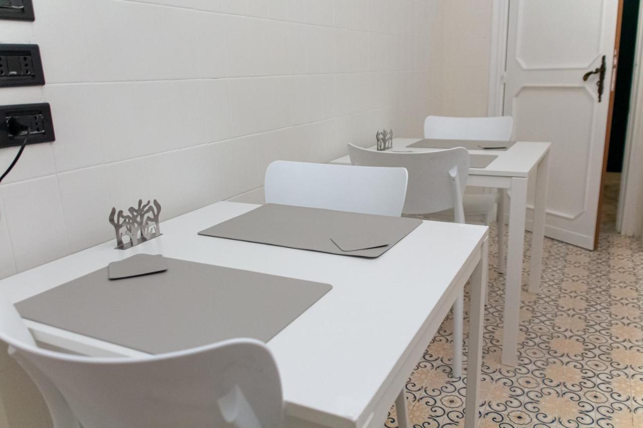 Interno 9 Ξενοδοχείο Μπάρι Εξωτερικό φωτογραφία